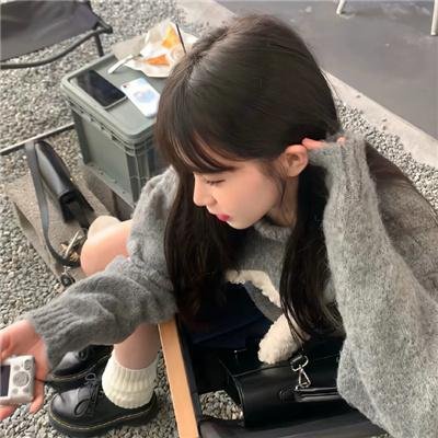 夫君，请自重海报